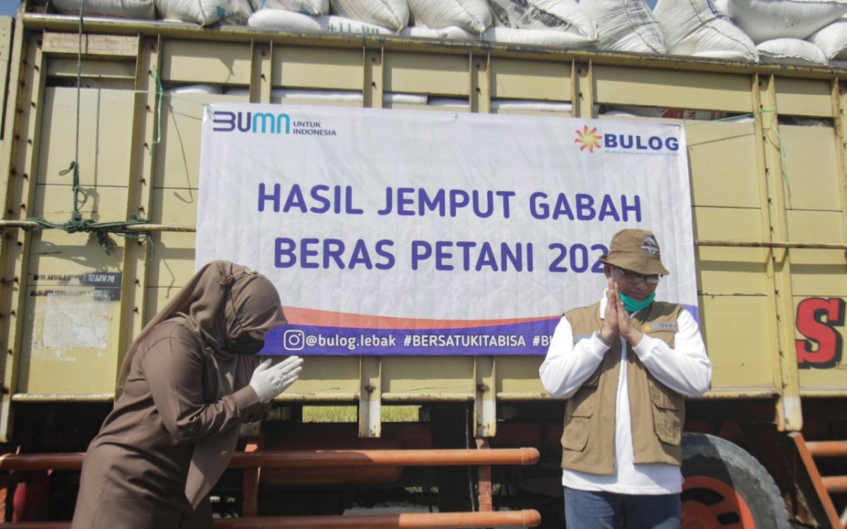 BULOG BERHASIL SERAP 1JUTA TON BERAS PETANI LOKAL