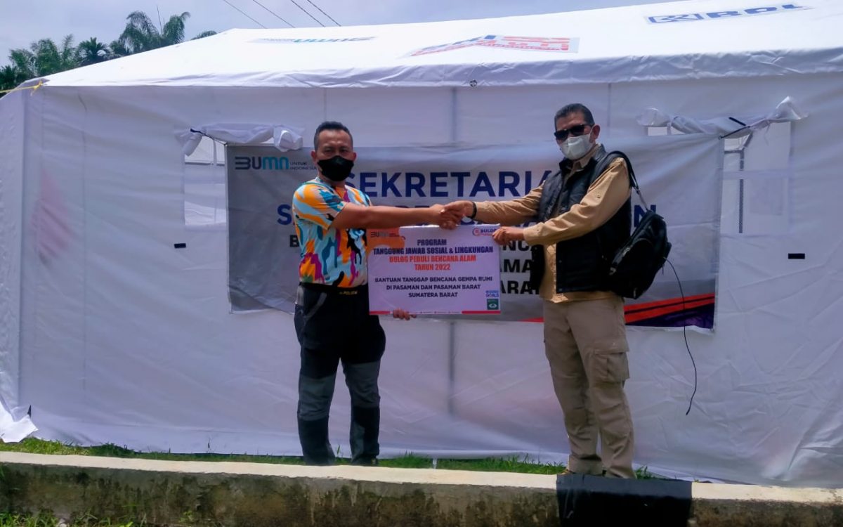 BULOG GERAK CEPAT SALURKAN GEMPA DI SUMATERA BARAT