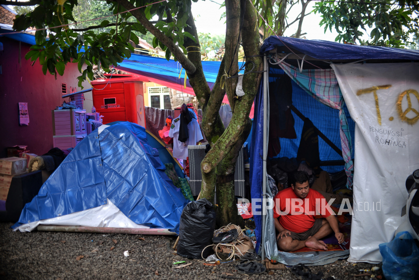 Asabri, Bulog, dan Pos Indonesia Salurkan Bantuan Pokok bagi Warga Gempa Cianjur