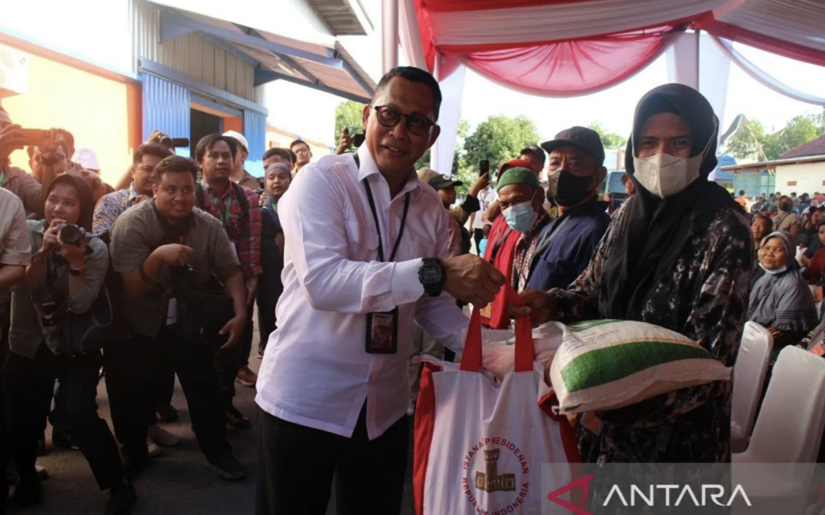 Dirut Bulog: Penyaluran bantuan beras KPM pastikan turunkan harga 