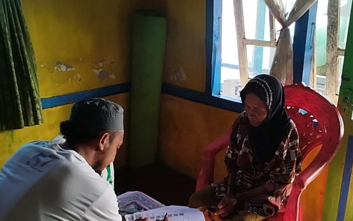 Bulog Distribusi 57.420 Kg Beras untuk Warga Saparua – Saparua Timur