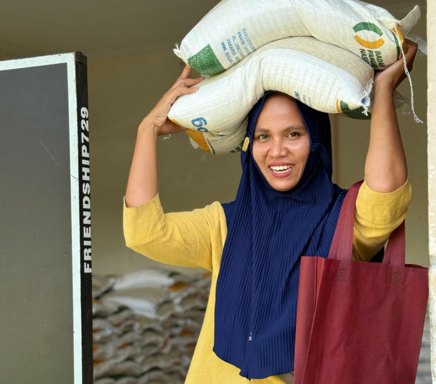 Penerima Bantuan Bapang di NTB Syukur, Beras Bulog Berkualitas Sangat Baik