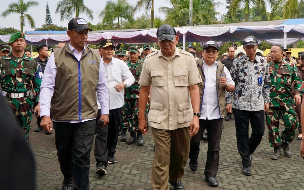 BULOG dan TNI Bersinergi Salurkan Bantuan Pangan dan Beras SPHP dalam Gerakan Pangan Murah (GPM) Serentak di Seluruh Indonesia