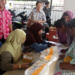 BULOG Sumut-TNI salurkan beras bantuan pangan di Medan