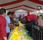 Atasi Kenaikan Harga, Polres Tasikmalaya Gelar Pasar Murah Bersama Pemkab dan Bulog