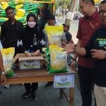 Pemkot Kediri Bersama Perum Bulog Salurkan 5 Ton Beras SPHP Melalui Gerakan Pasar Murah