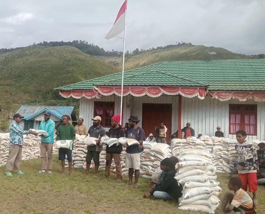 BULOG Gaspol Salurkan Banpang dan Gelar GPM di Papua