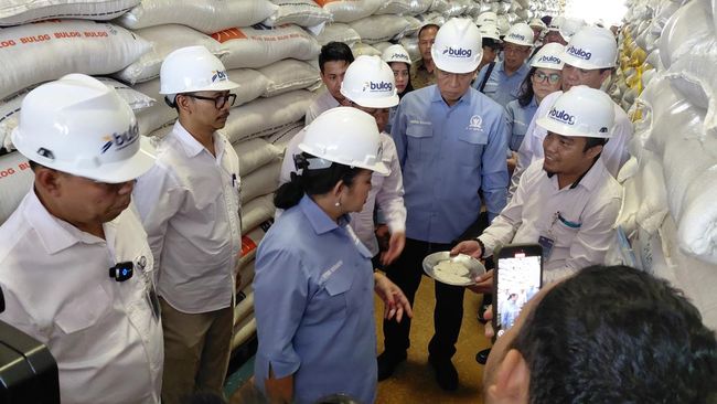Komisi IV DPR Optimis Harga Beras Segera Turun Usai Cek Stok Bulog Sulselbar