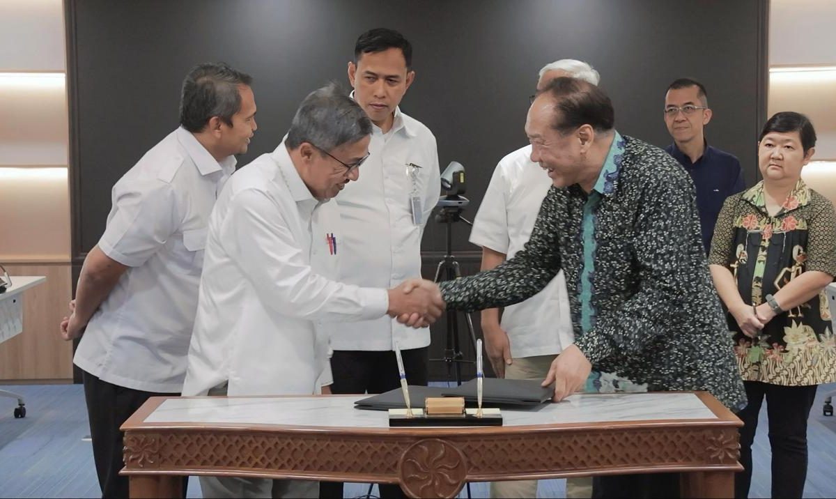 BULOG Teken Kontrak Pengadaan Kemasan Beras SPHP Tahun 2025