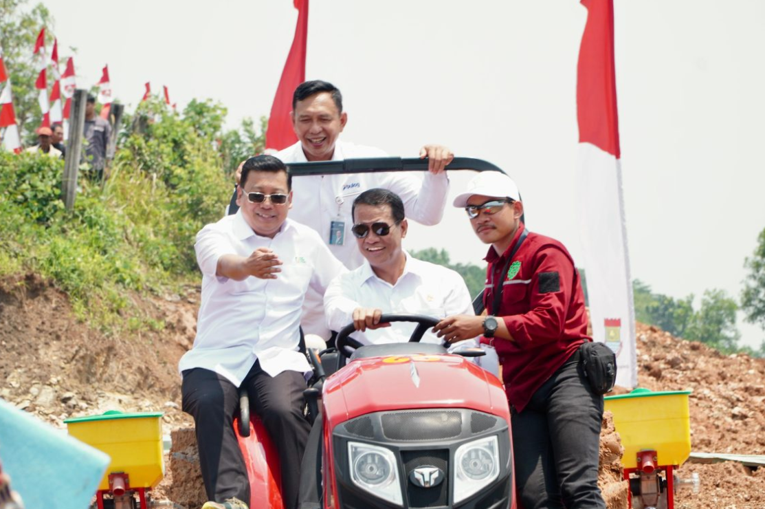 Bukti Kolaborasi dengan Polri yang Nyata, Serapan Jagung Bulog Melejit 16 Ribu Ton dalam Sebulan
