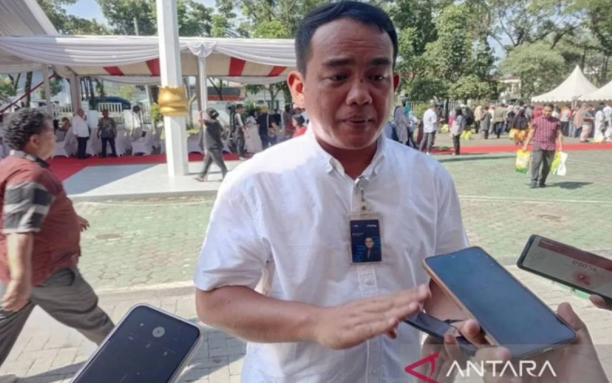 Bulog Sumut Salurkan 458 ton Jagung SPHP Kepada Peternak Telur