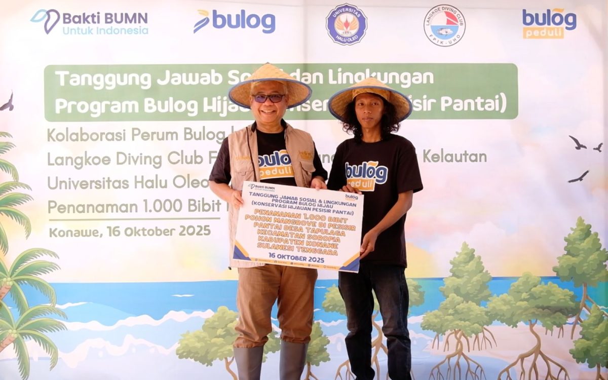 BULOG Tanam 1.000 Bibit Mangrove di Sulawesi Tenggara