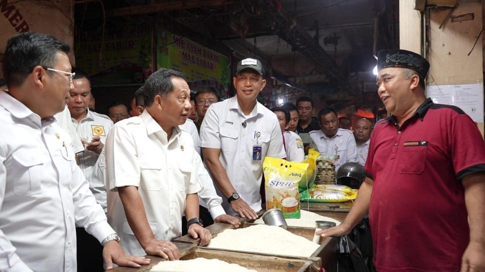 Beras Tahan Laju Inflasi, BULOG Perkuat Intervensi Lewat SPHP