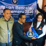 BULOG Salurkan 200 Paket Bantuan dan Cadangan Pangan Pemerintah Daerah untuk Warga Terdampak Erupsi Semeru di Kabupaten Lumajang