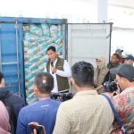 Dirut BULOG Melepas 48 Ribu Kilogram Beras Premium Menuju Batam