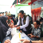 Penyaluran Bantuan Pangan 2025: Bulog Sidak ke Marunda, Beras dan Minyak Goreng Mulai Dibagikan