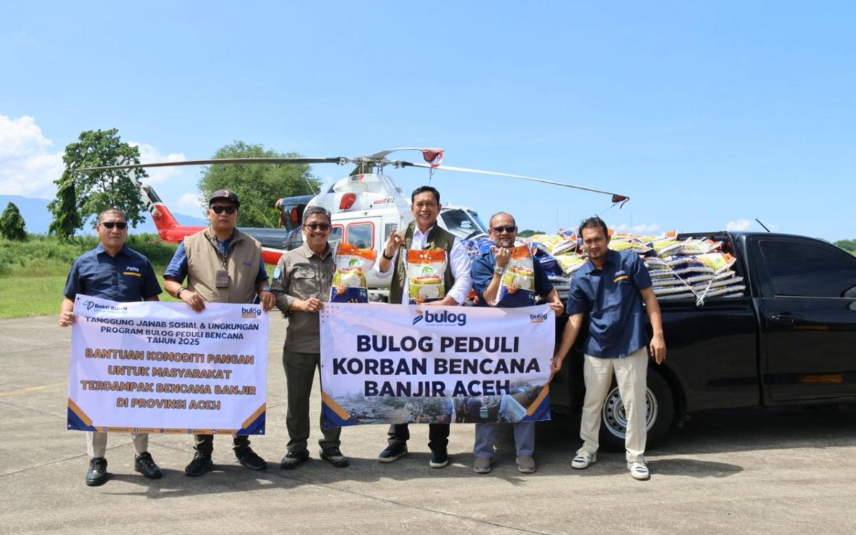 BULOG Gerak Cepat Tangani Bencana di Sumatera: Direksi Turun Langsung Salurkan Bantuan & Beri Dukungan ke Masyarakat