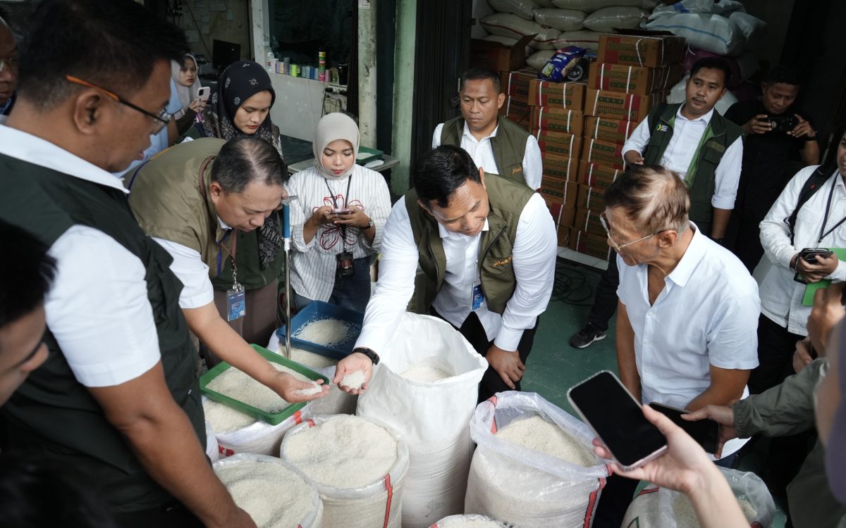 SELURUH JAJARAN BULOG SEINDONESIA MELAKUKAN SIDAK SERENTAK BERSAMA SATGAS PANGAN UNTUK MEMONITOR HARGA PANGAN MENJELANG TAHUN BARU