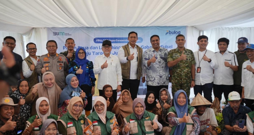 Dirut BULOG dan Menko Pangan Melaunching Serapan Gabah di Maros Sulsel, Topang Target 4 Juta Ton Setara Beras 2026