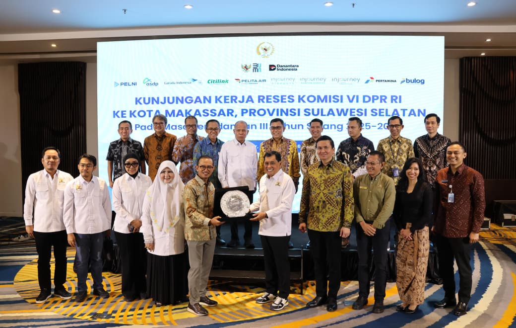 BULOG Pastikan Stok Beras Nasional Aman Jelang Idulfitri dalam Kunjungan Kerja Komisi VI DPR RI di Makassar dan Semarang