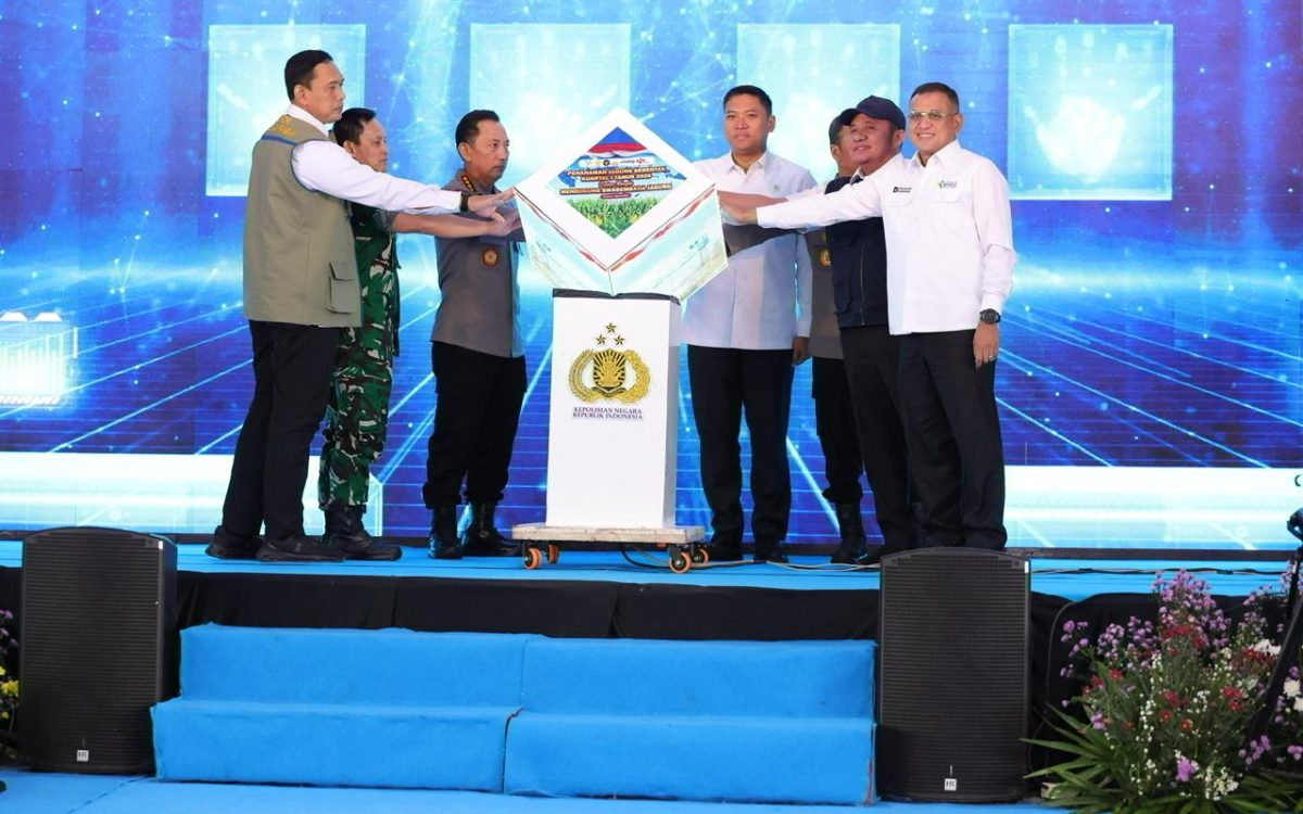 BULOG Dukung Penanaman Jagung Nasional Bersama Kapolri dan Wamentan di Sumatera Selatan