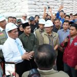 Dirut BULOG Terima Kunjungan Mentan di Gudang BULOG Jawa Timur, Pastikan Stok Beras Tertinggi Sepanjang Sejarah