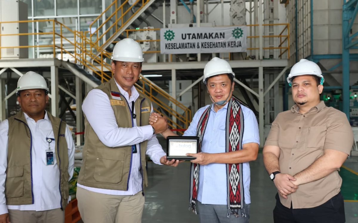 BULOG Pastikan Ketersediaan Stok Beras Nasional melalui Kunjungan Kerja DPR RI di Gudang Sunter