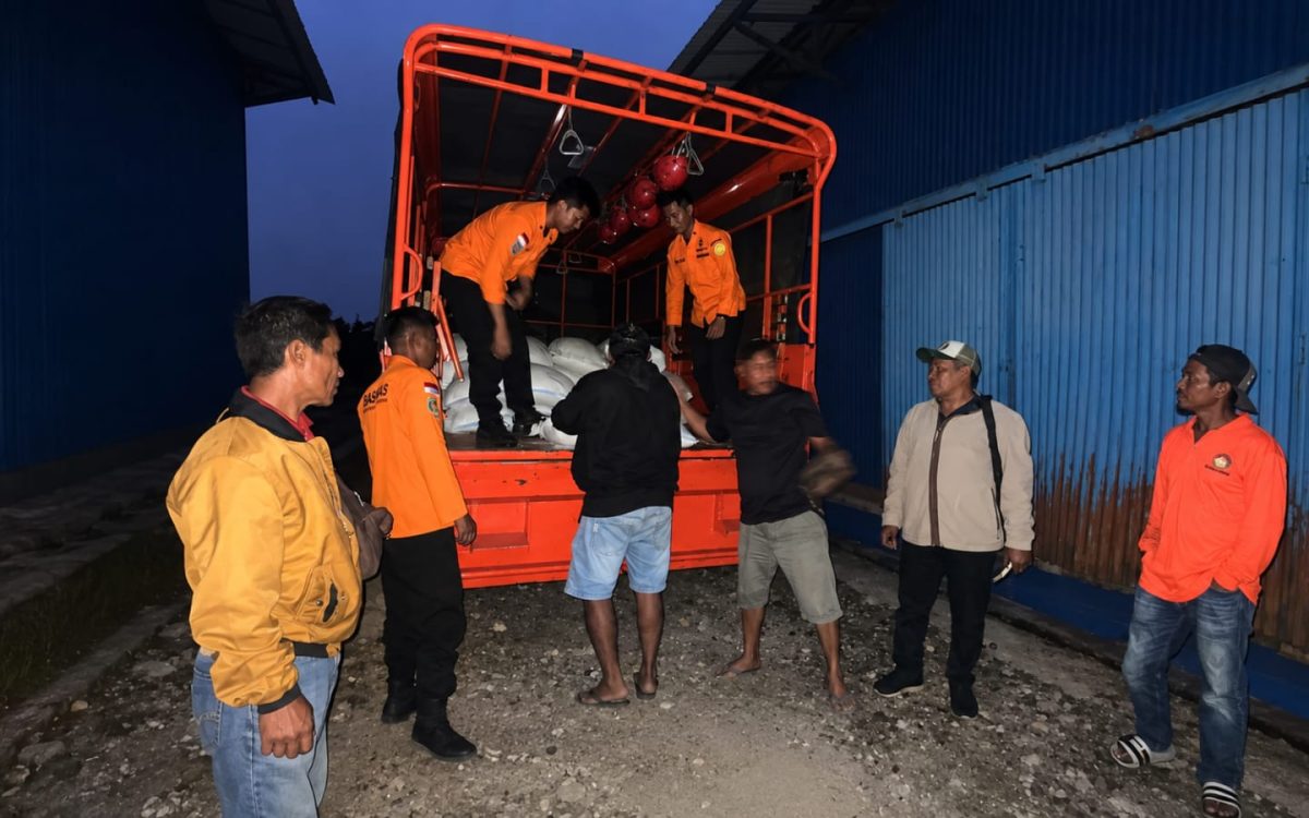 Pemerintah Hadir untuk Warga Terdampak Gempa NTT, BULOG Gerak Cepat Salurkan Beras dan Minyak Goreng