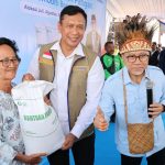 Dirut BULOG dan Menko Pangan Pastikan Bantuan Pangan Menjangkau Masyarakat hingga Wilayah Timur Indonesia
