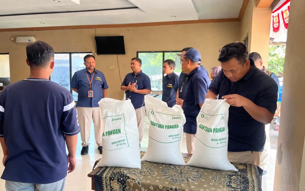 BULOG Jamin Mutu Bantuan Pangan, Perkuat Pengawasan Pengolahan Beras di Cirebon