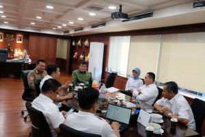 KUNJUNGAN BAPANAS KE BULOG