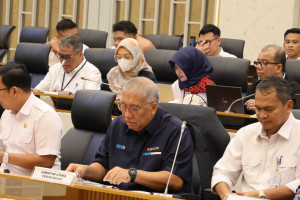 RAPAT KOMISI IV DPR RI