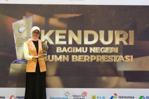 04 Desember 2022