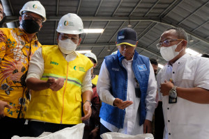 Kunjungan Kepala Badan Pangan Nasional ke Gudang BULOG Kanwil DKI Jakarta dan Banten